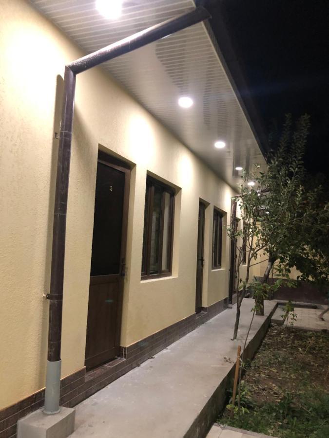 Дом Отель Бадамзар Tachkent Extérieur photo