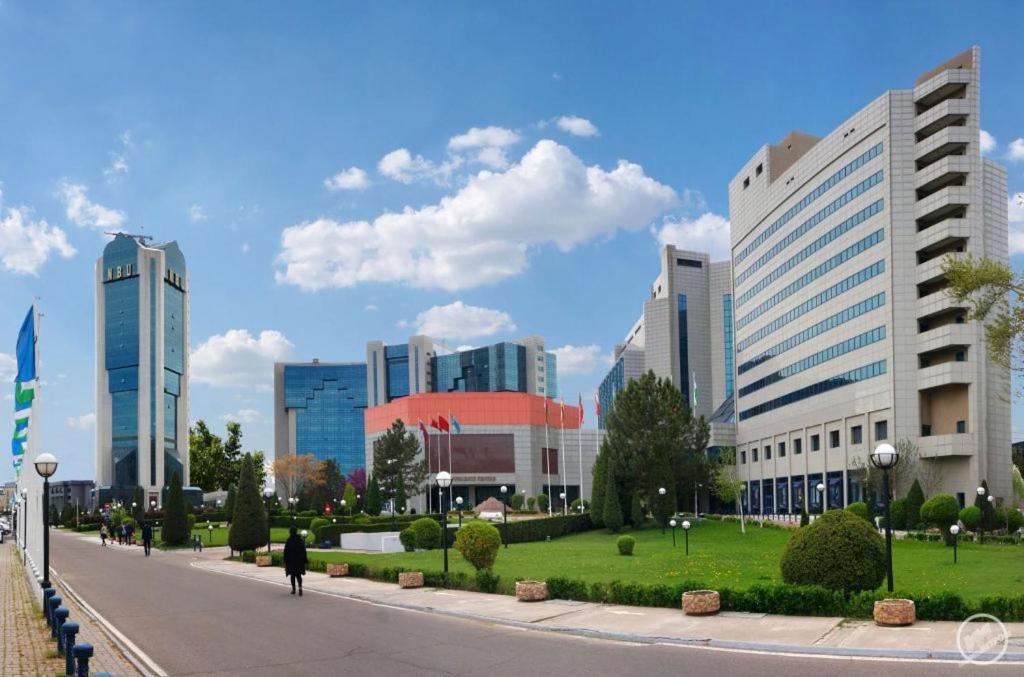 Дом Отель Бадамзар Tachkent Extérieur photo