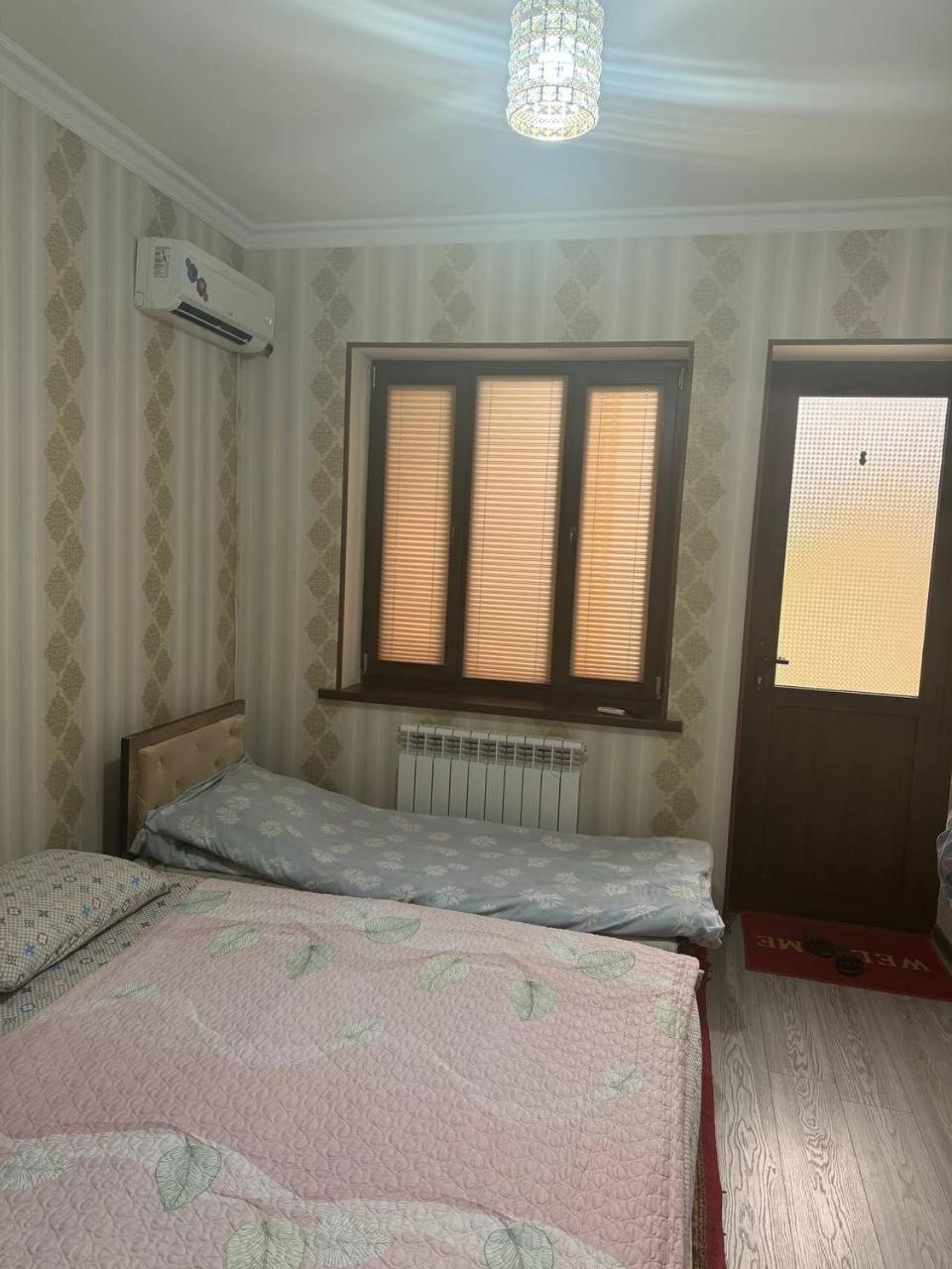 Дом Отель Бадамзар Tachkent Extérieur photo
